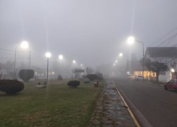 Alerta por intensa niebla en Sierra de la Ventana: la visibilidad es menor a 100 metros y se esperan lluvias