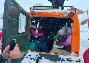 30 rescatados por un histórico temporal de nieve en la alta montaña mendocina