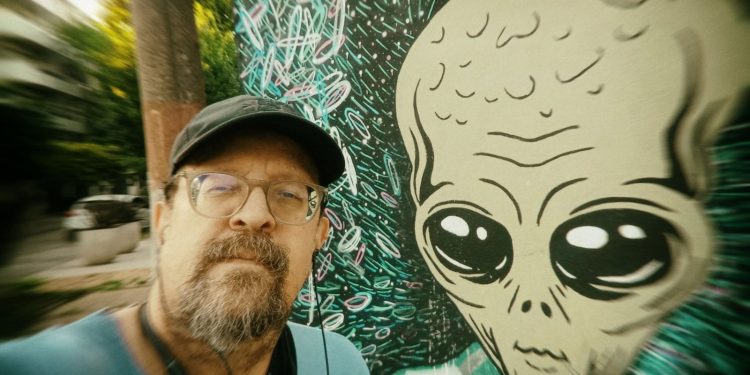 Marcelo Metayer en FM Reflejos: «Las profundidades del océano representan un lugar donde hay muchos misterios»