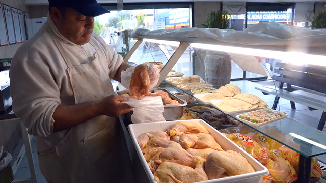 El pollo hace historia en la mesa de los argentinos: ya supera a la carne vacuna en consumo