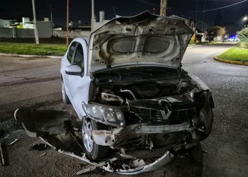 Tornquist: Choque entre dos automóviles 