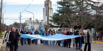 Saldungaray celebró sus 126 años con un emotivo acto junto a toda la comunidad
