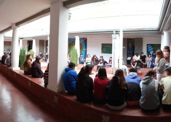 La Secundaria N° 4 de Saldungaray impulsa una campaña de pastas solidarias para concretar su viaje de estudios a Buenos Aires