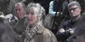 Mónica Silva pidió un crecimiento que preserve la identidad y el ambiente del distrito