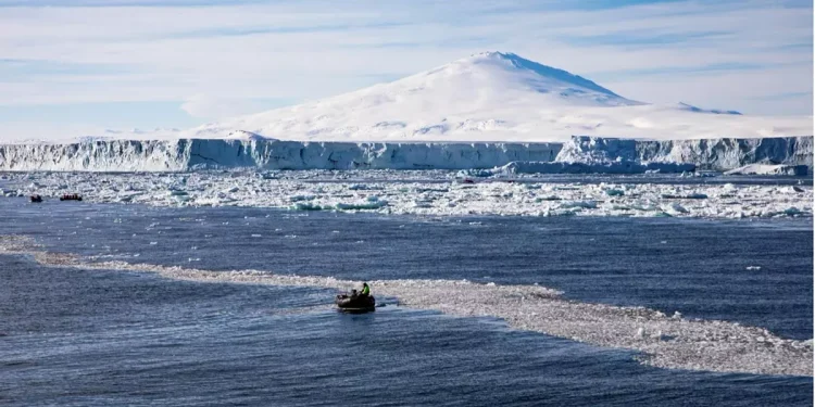 La Antártida sin hielo ya puede verse gracias a un nuevo mapa que alerta sobre su vulnerabilidad