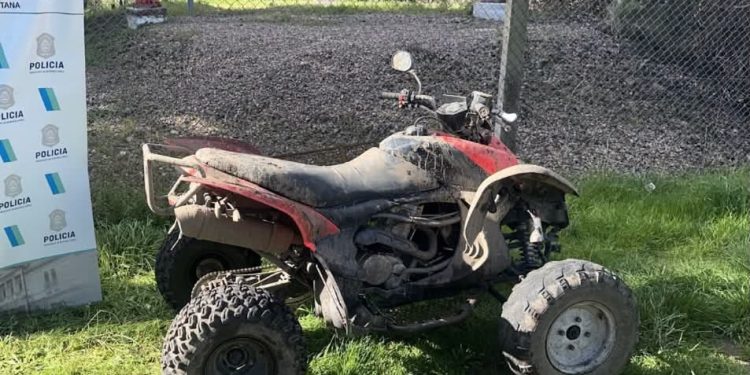 Destrozos en el balneario San Bernardo: Demoran a un piguense por realizar maniobras imprudentes en cuatriciclo