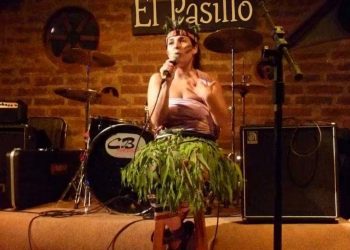 La humorista Paula Finucci debuta esta noche en El Pasillo con un show de stand-up que busca «revalorizar el humor y descontracturar la rutina»