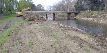 Avanzan los trabajos de hidráulica en el arroyo San Bernardo y se inician obras clave en el canal de la calle Piergentilli
