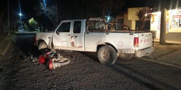 Saldungaray: un motociclista sufrió una fractura tras colisionar contra una camioneta