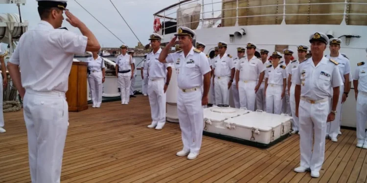 Denunciaron un esquema de corrupción con los sueldos de la Armada por $1.600 millones