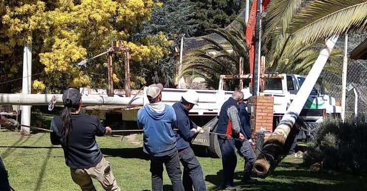 La Asociación de Fomento de Villa Ventana agradece el apoyo para la puesta a punto de la cancha de fútbol 5 de césped sintético