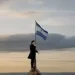 Milei se mostró arriba de la Torre Eiffel y avisó a los empresarios franceses: “Vengan a llenarse los bolsillos en Argentina”