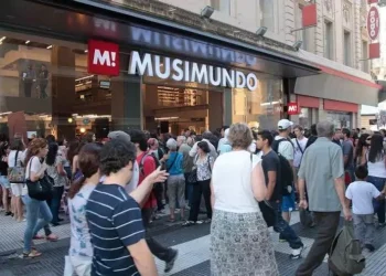 Más de 31 mil empresas cerraron en Argentina desde que Javier Milei llegó al poder