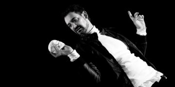 Gira teatral en la Comarca: El actor y docente Diego O’Donnell Fernández presenta “Hamlet Bardo” esta noche en el Centro Cultural de Sierra de la Ventana
