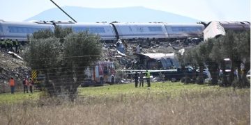Tragedia en España: el choque entre los trenes ocurrió a una velocidad de entre 160 y 200 km/h, según primer informe